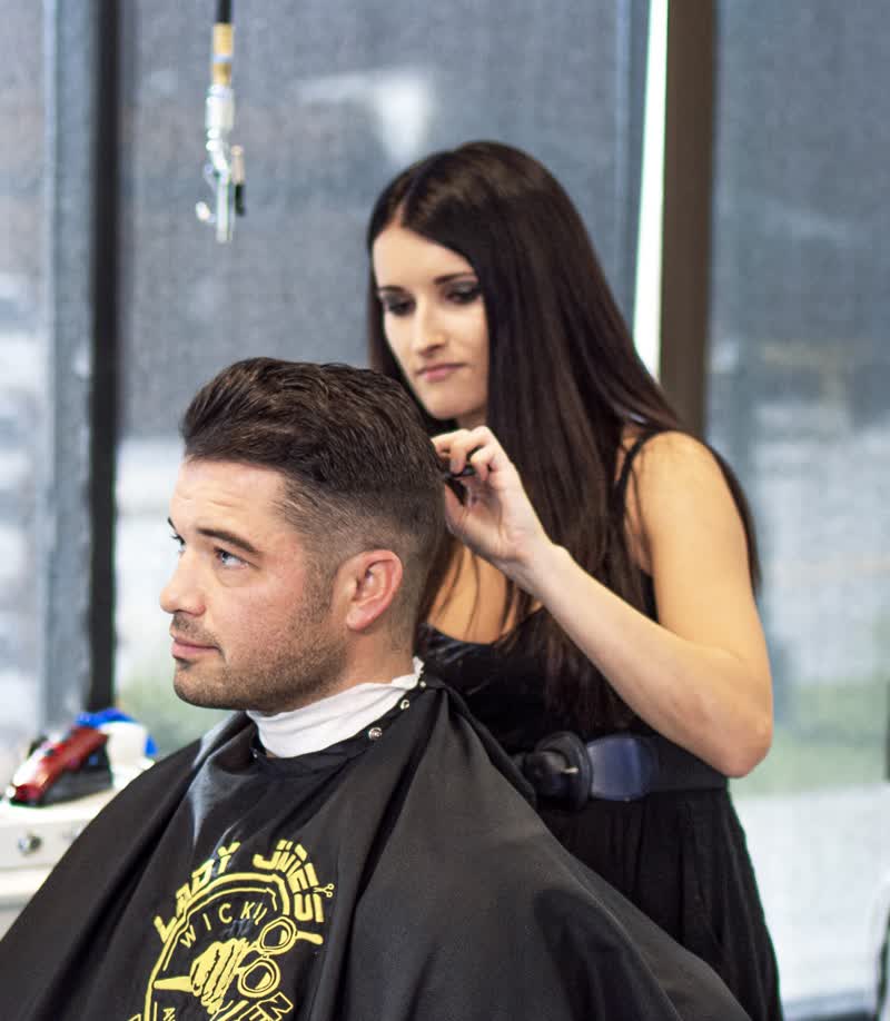 LJ_Haircut_.jpeg